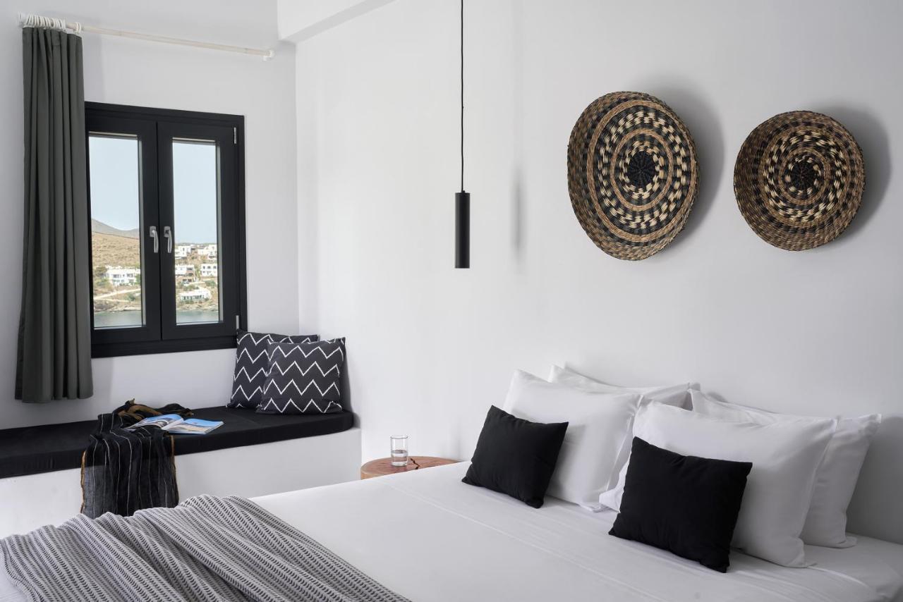 The Thermia Suites Kíthnos Esterno foto